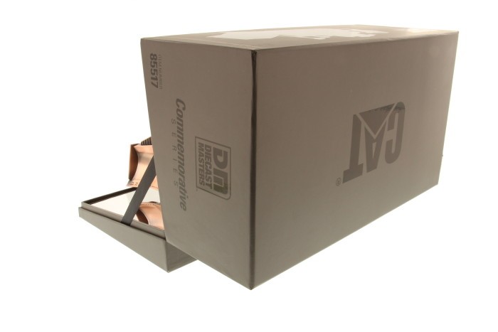 DIECAST MASTERS,Bull D11T COPPER FINISH, 1/50, DCM85517