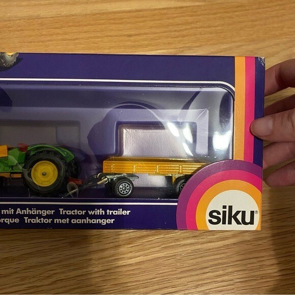 VINTAGE SIKU 1913 Tractor With Trailer NEW WEST GERMANY Zugschlepper Farm Toy