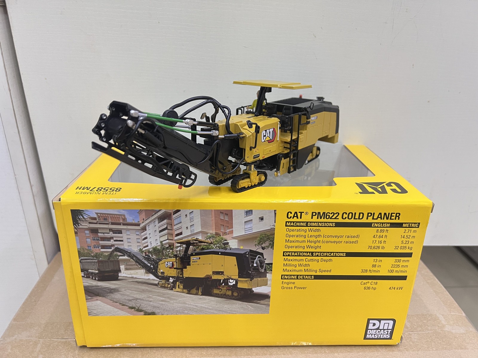DM 1:50 CAT PM622 Caterpillar cold milling machine Alloy Model 85587MH