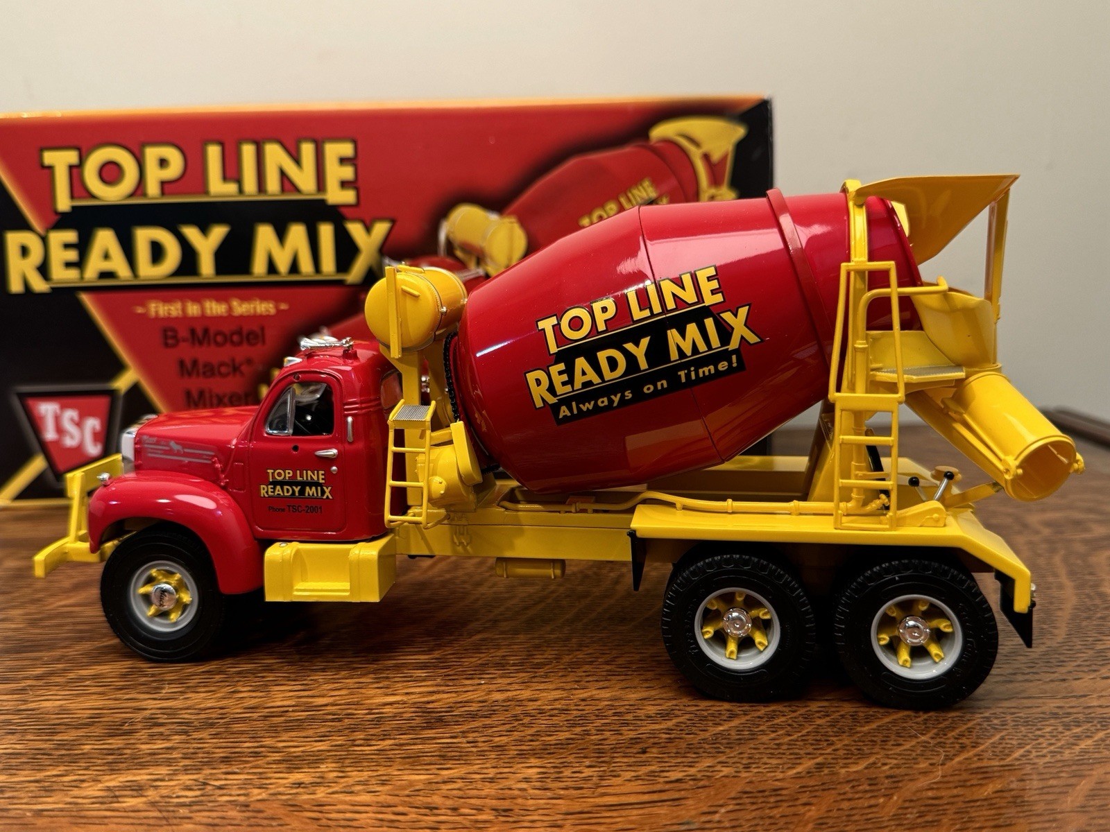 FIRST GEAR TSC TOP LINE READY MIX B-MODEL MACK MIXER #19-2753