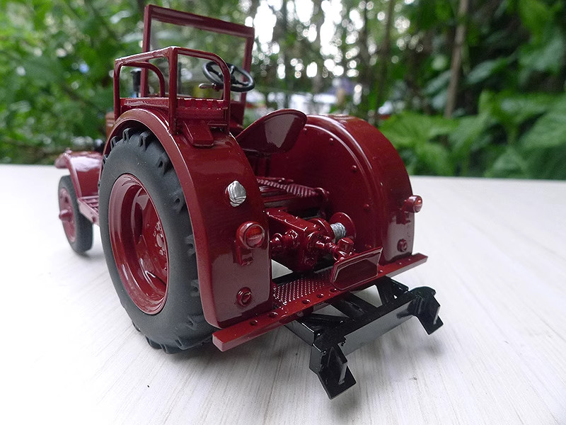 1:32 SCHUCO Hanomag R 40 Tractor Construction Farm Machine Equipment Resin Model