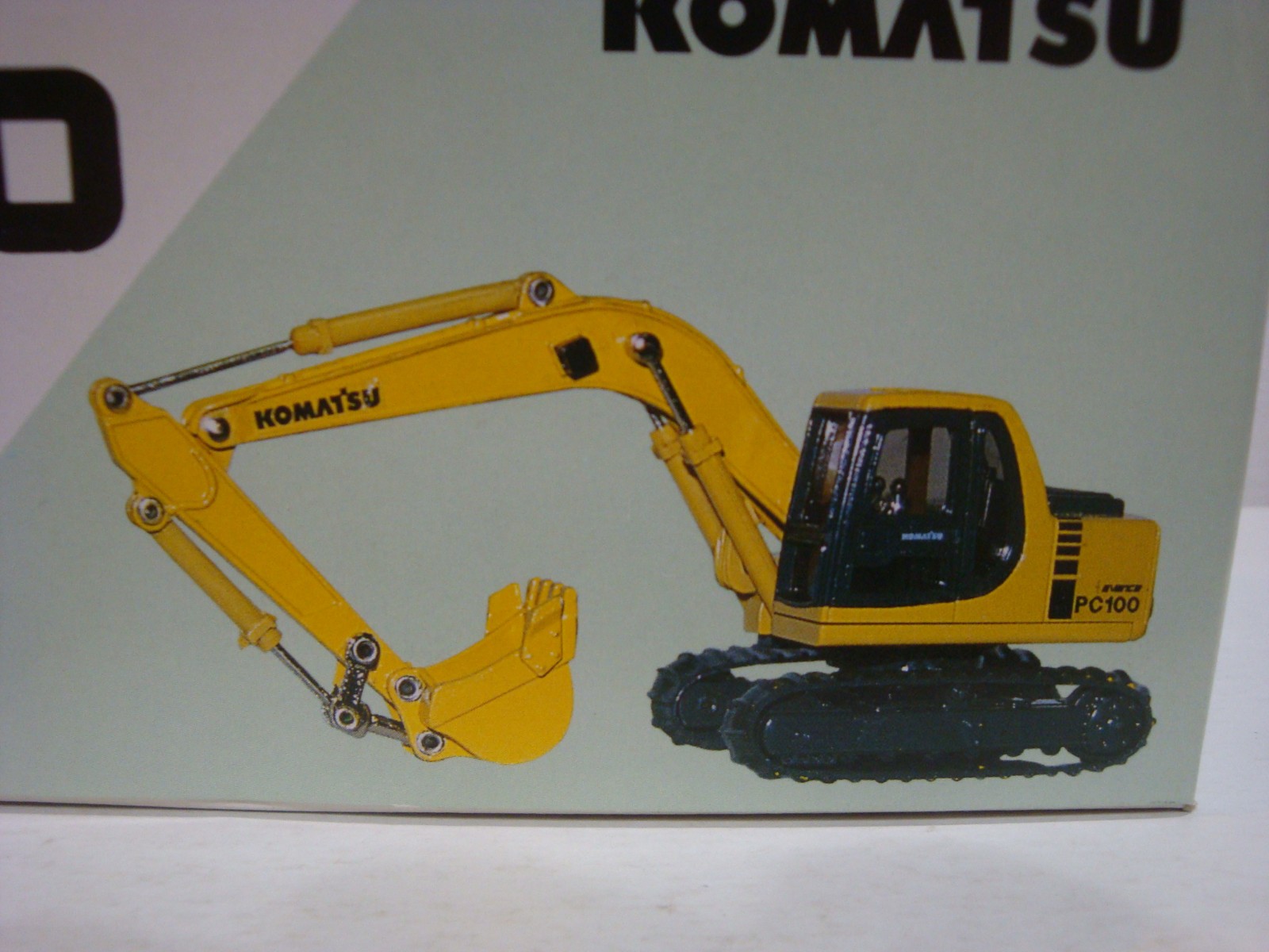 Advance Komatsu PC100 Shovel Yellow 1:43 scale Good++ Sealed Box
