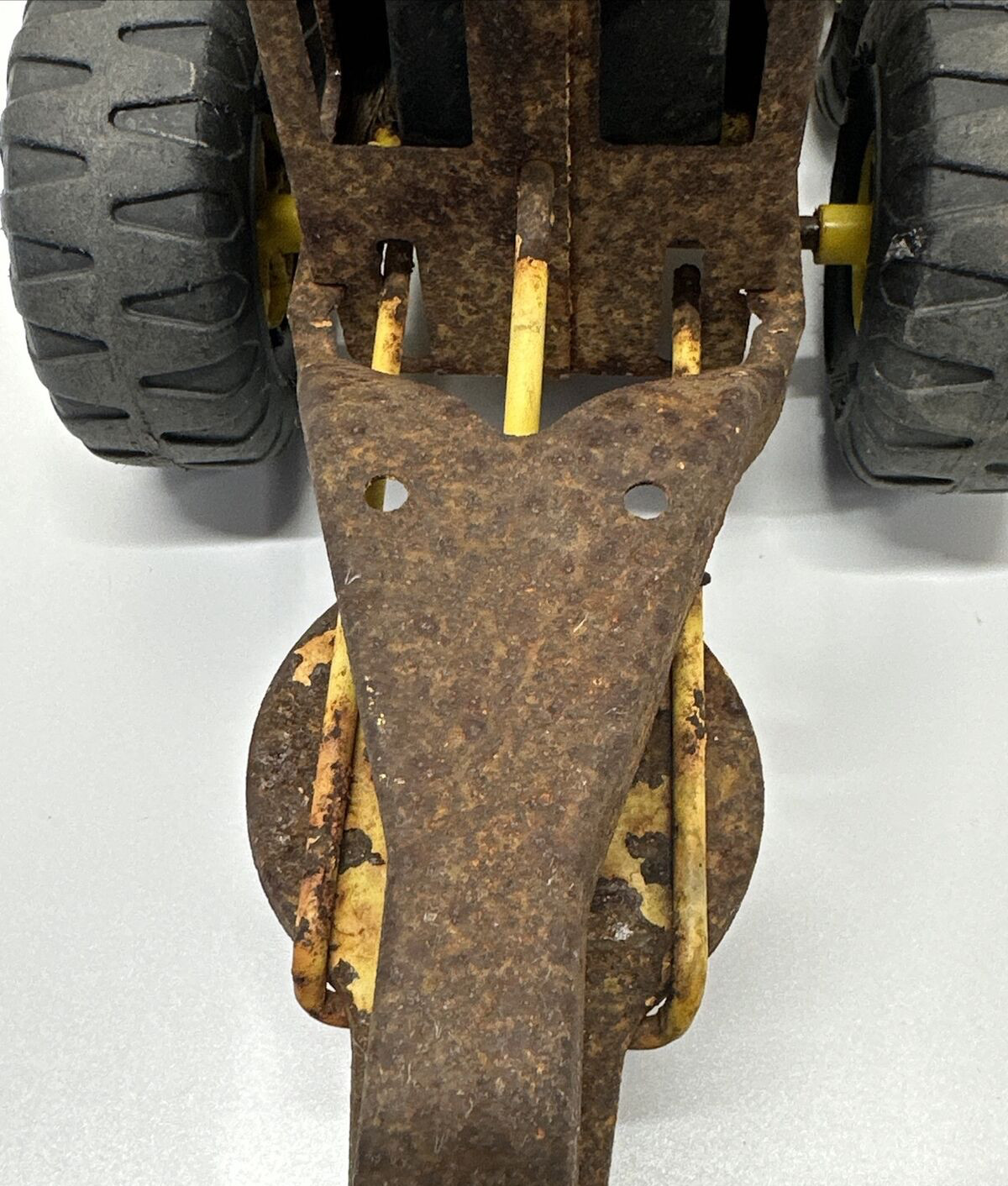 Vintage Tonka Road Grader 1960s? 70’s? Toy Pressed Metal Yellow Approx. 17” Long