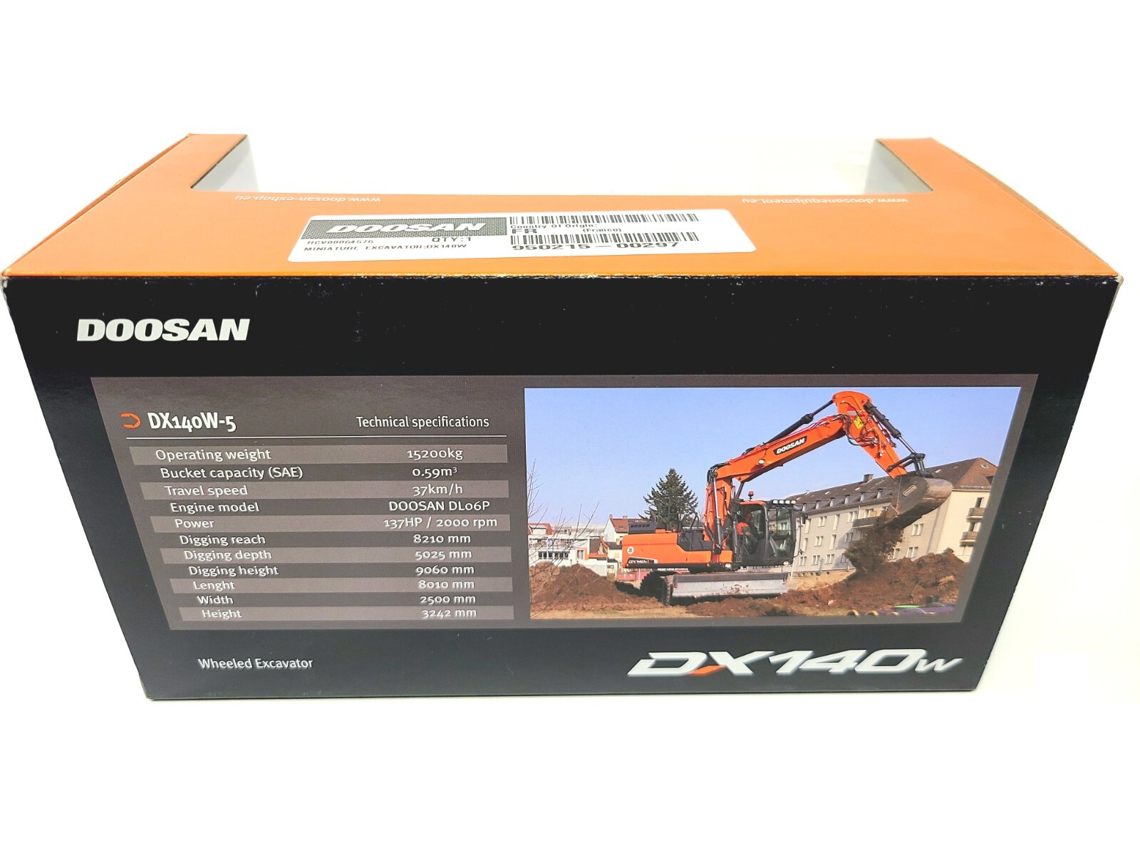 Doosan DX140W Wheeled Excavator – UH IMC 1:50 Scale Diecast Model #UH8108 New
