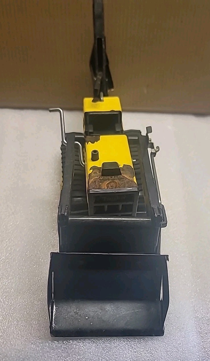 Vintage Pressed Steel TONKA TRENCHER BACKHOE Front Track Loader Rubber Track 70s