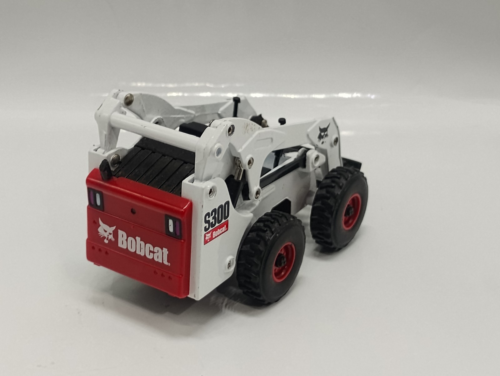 Britains 1:32 Scale S300 Bobcat Missing Cage FOR PARTS OR REPAIR