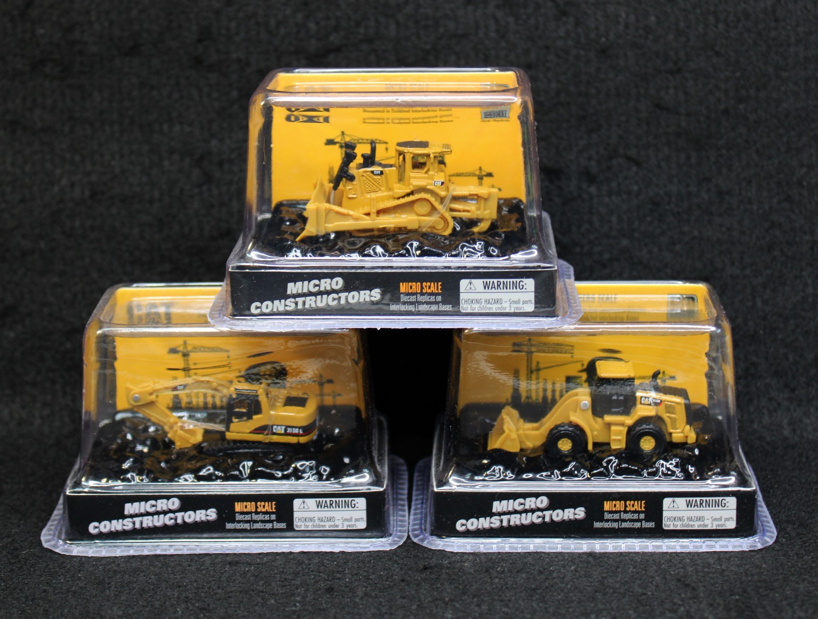 3x Micro Scale Diecast CAT Micro Constructors on Interlocking Landscape Bases