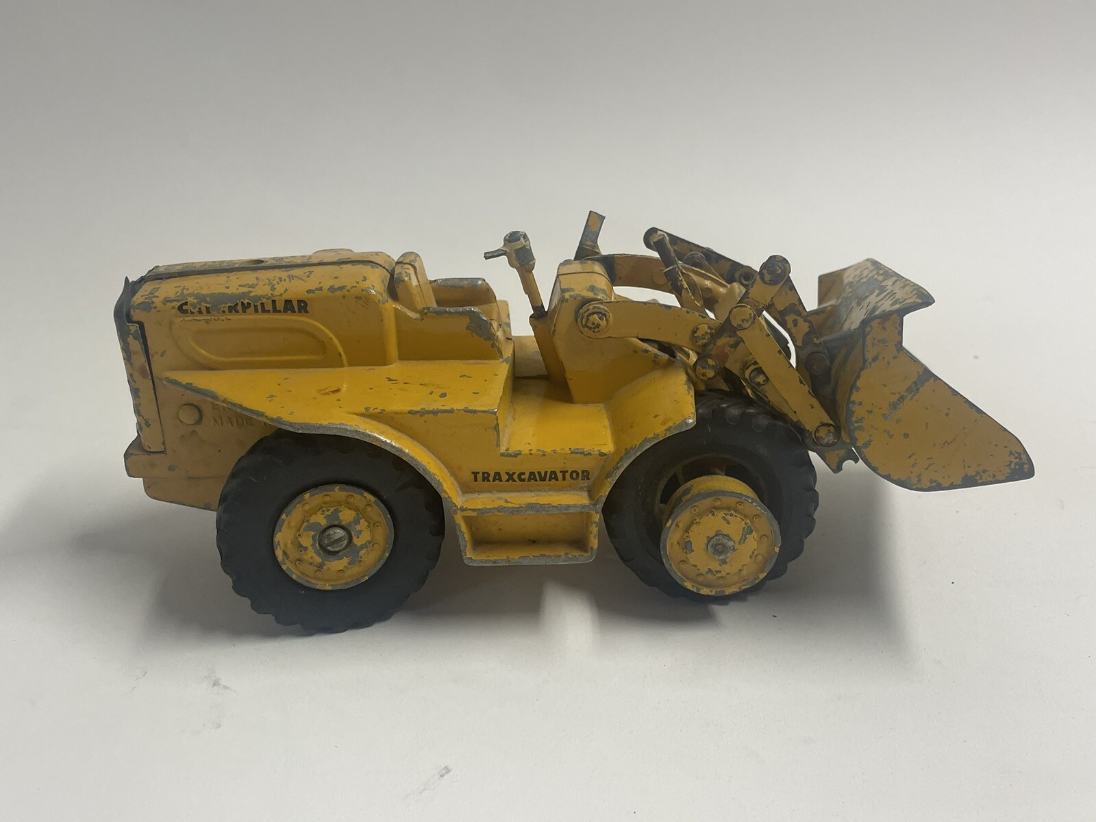 CAT Caterpillar 944 Wheel Loader 1964 1:24 – Parts For Repair
