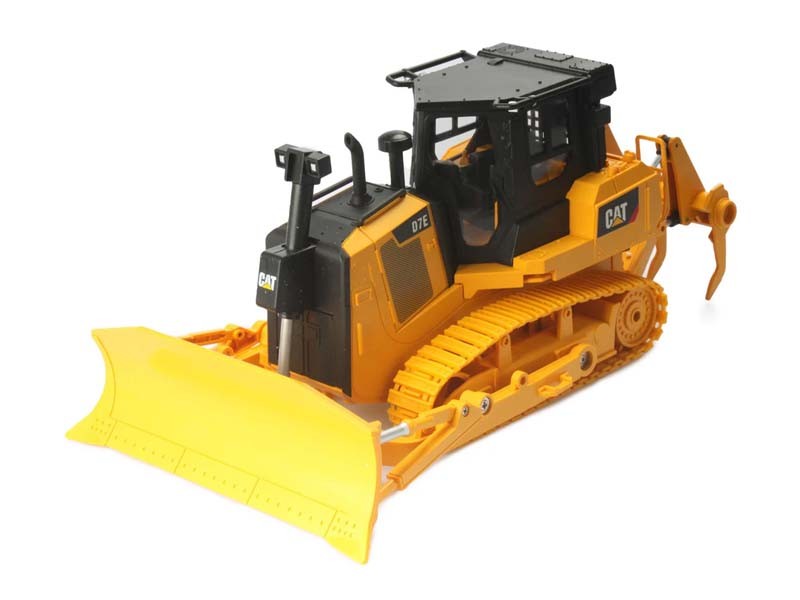 CAT Caterpillar D7E Track Type Tractor Radio Control 1:24 Diecast Masters 25002
