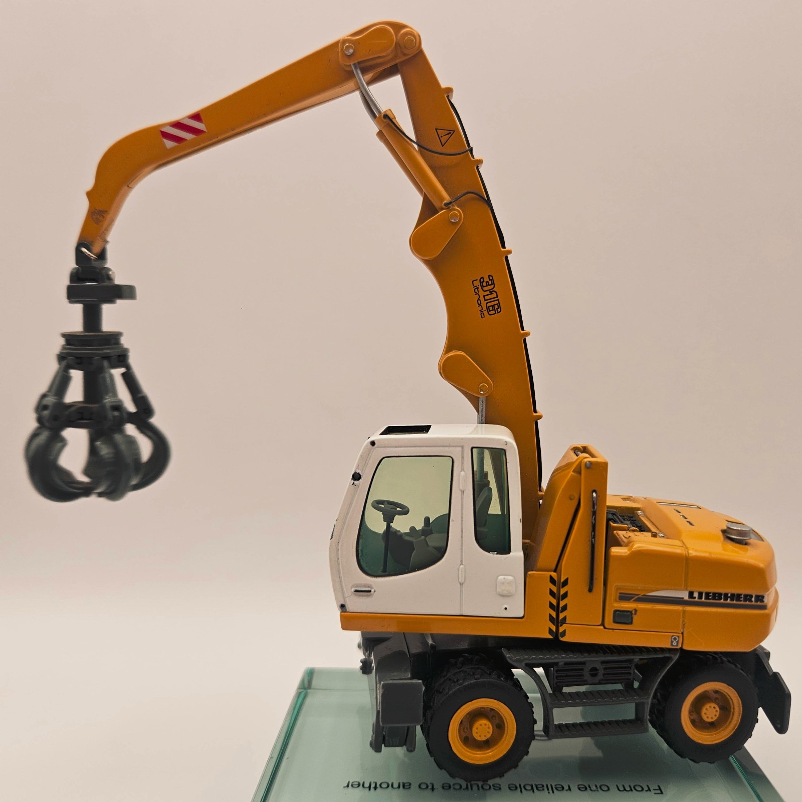 NZG 497 1:50 Scale Diecast Liebherr 316 Wheeled Excavator Scrap Handler Litronic
