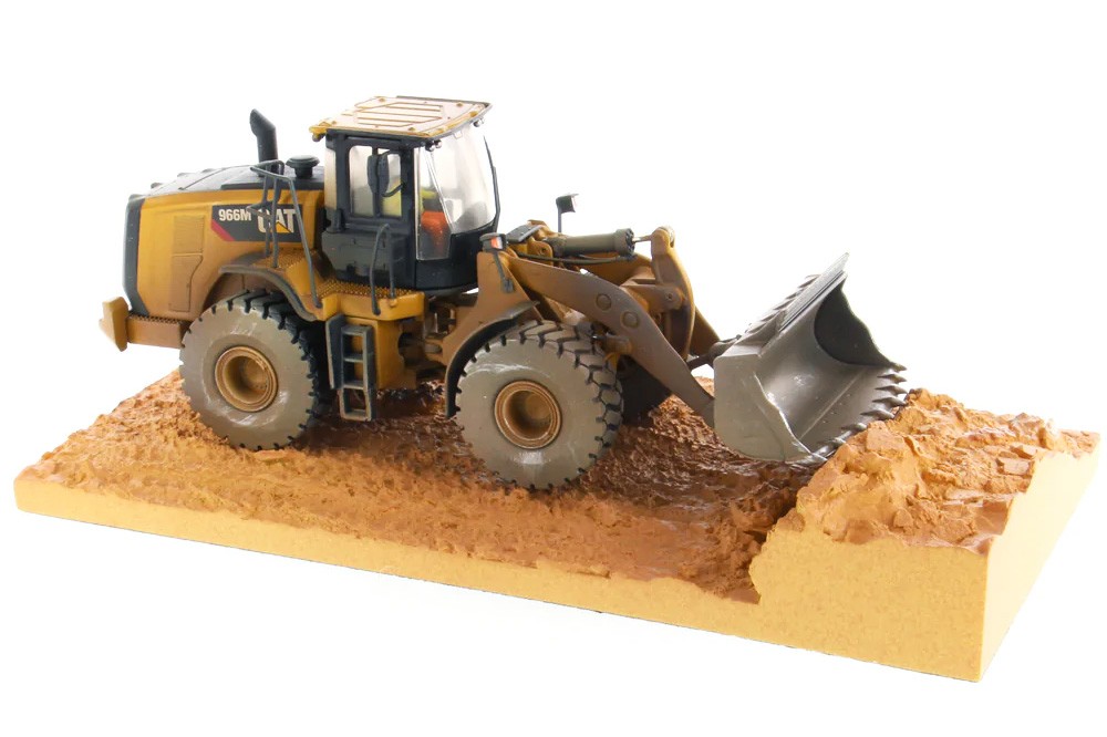 DieCast Masters 85703 1:50 Caterpillar 966M Medium Wheel Loader