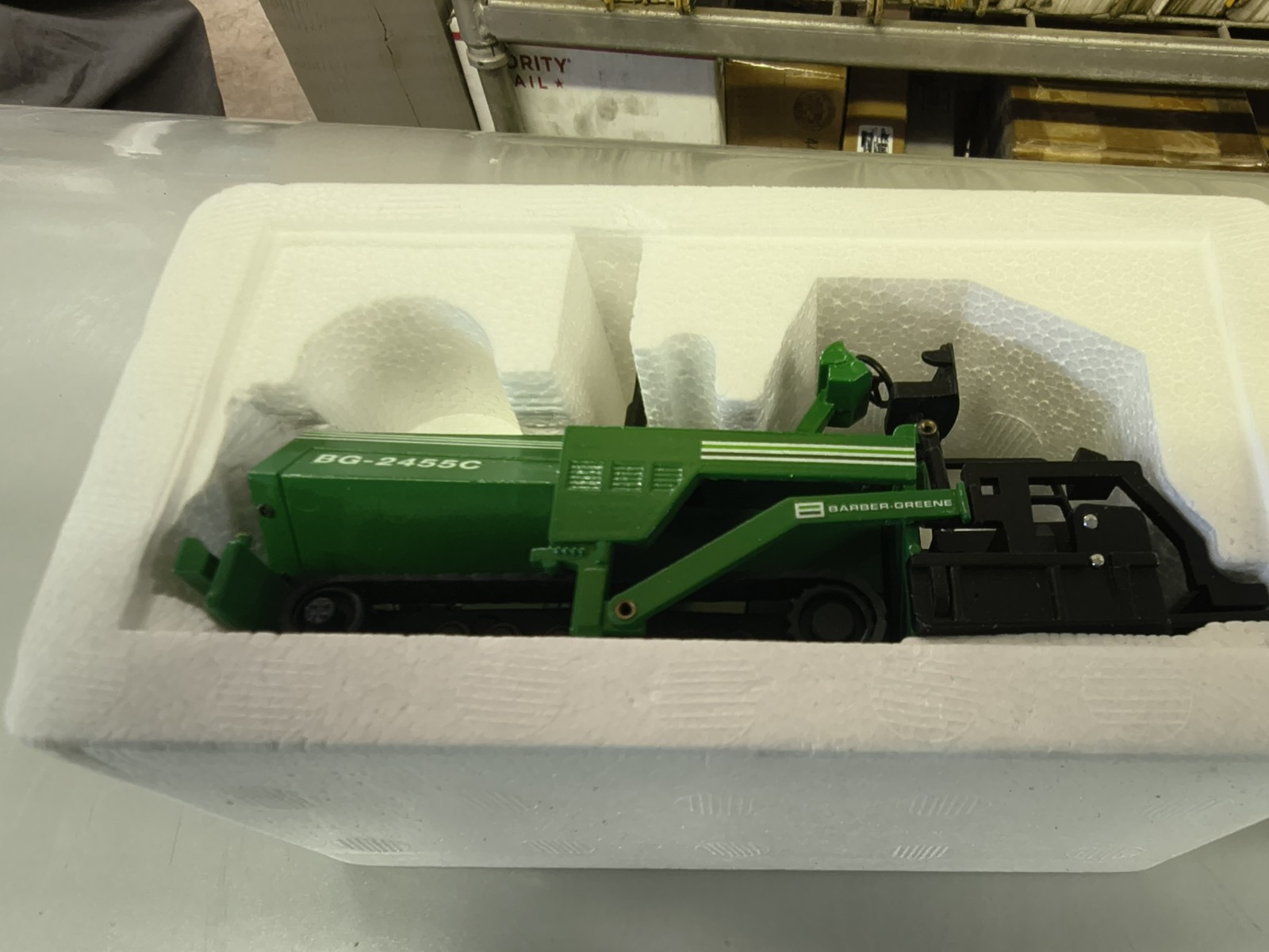 NZG Barber Greene BG2455C 1:50 Scale Paver