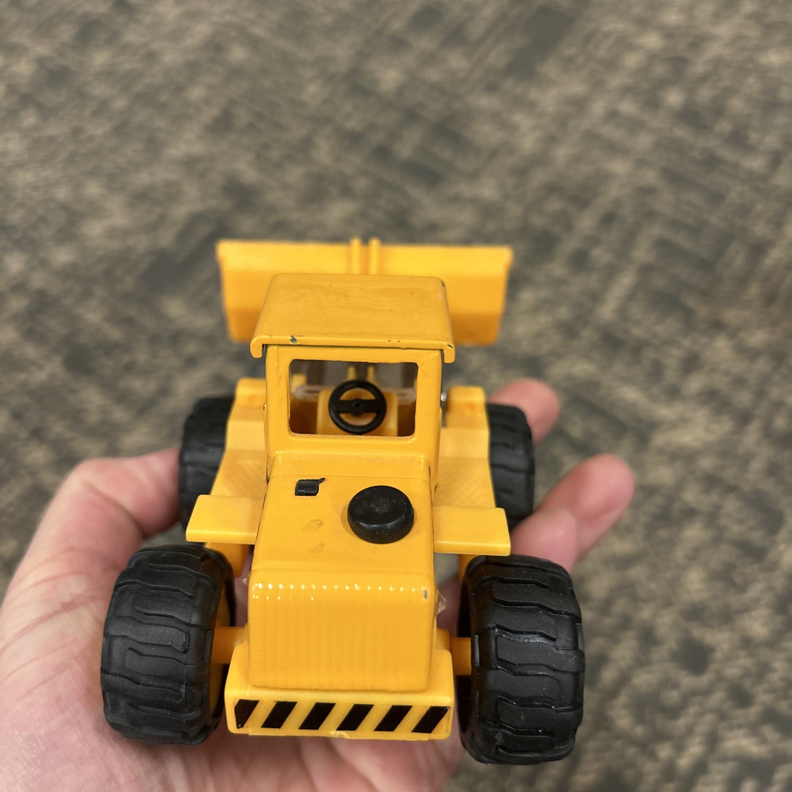 Tonka Mighty Diesel Front End Loader XMB-975 Wheels Vintage 1990s