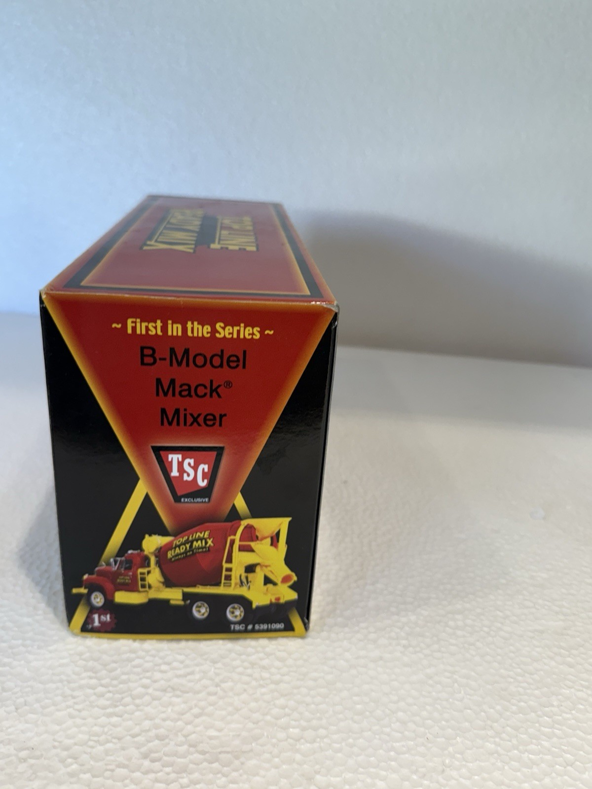 First Gear Mack B Cement Mixer Diecast Model Truck 1:34 Top Line Ready Mix, TSC