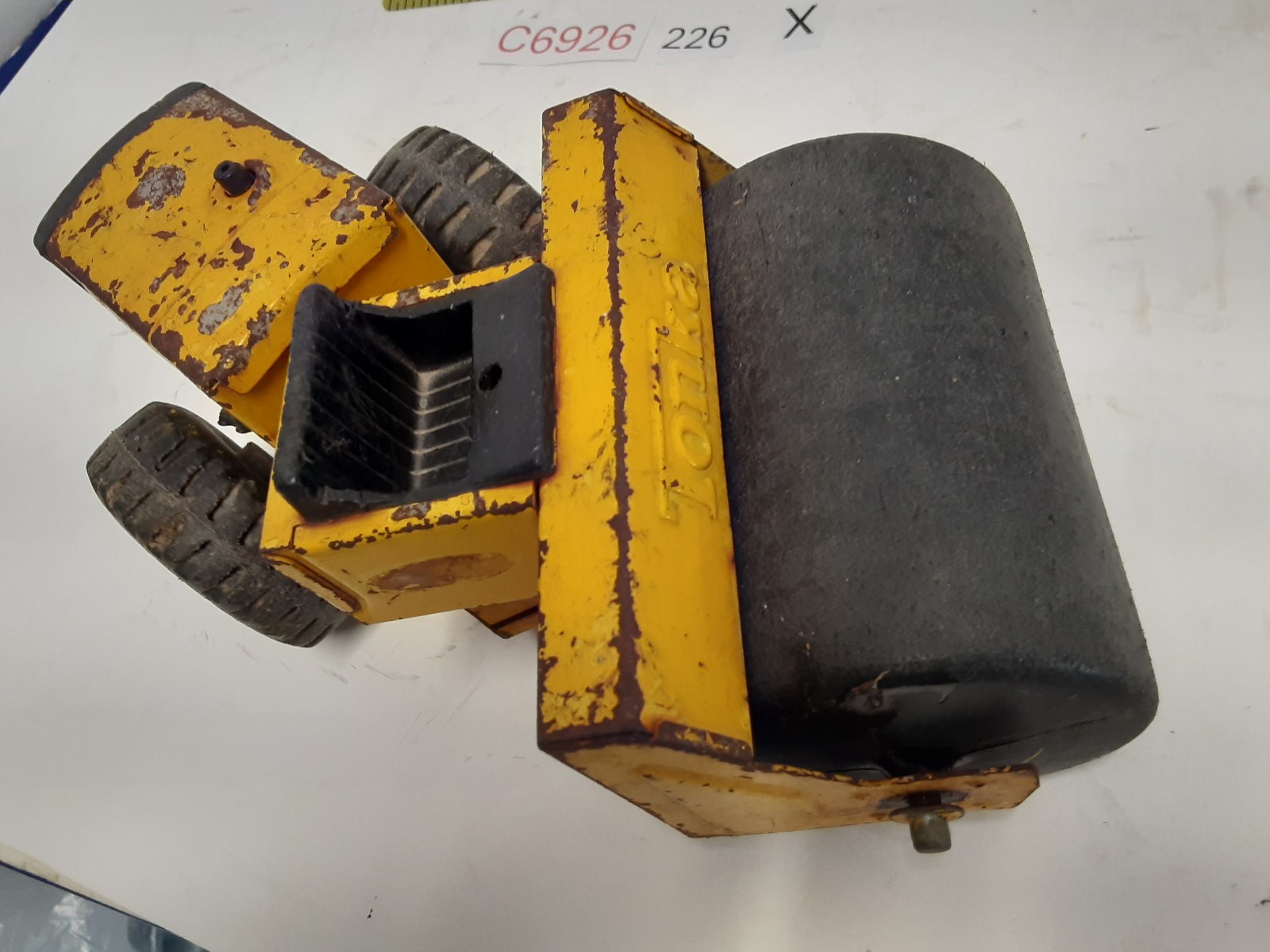 Vintage 8-1/2″ TONKA Road Roller Front Swivels 1970’s, To Restore/Parts