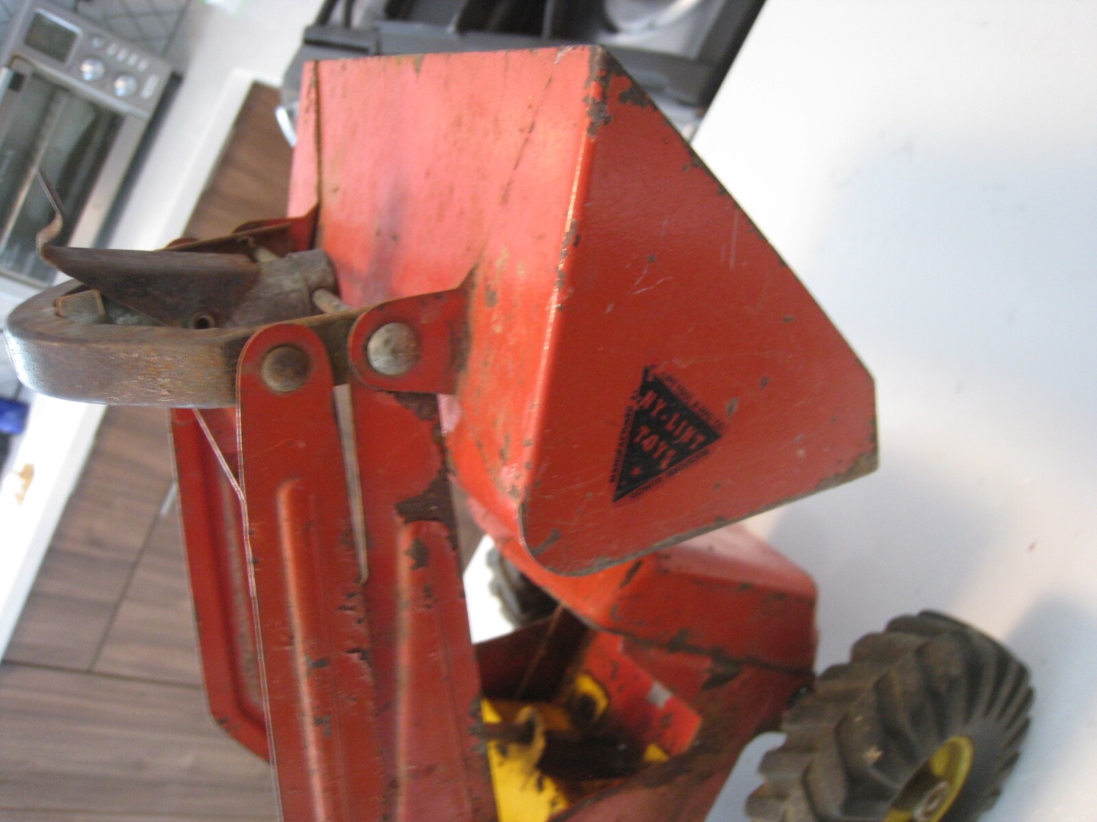 Vintage NYLINT Red Pressed Steel HOUGH Payloader Front End Loader Tractor Toy