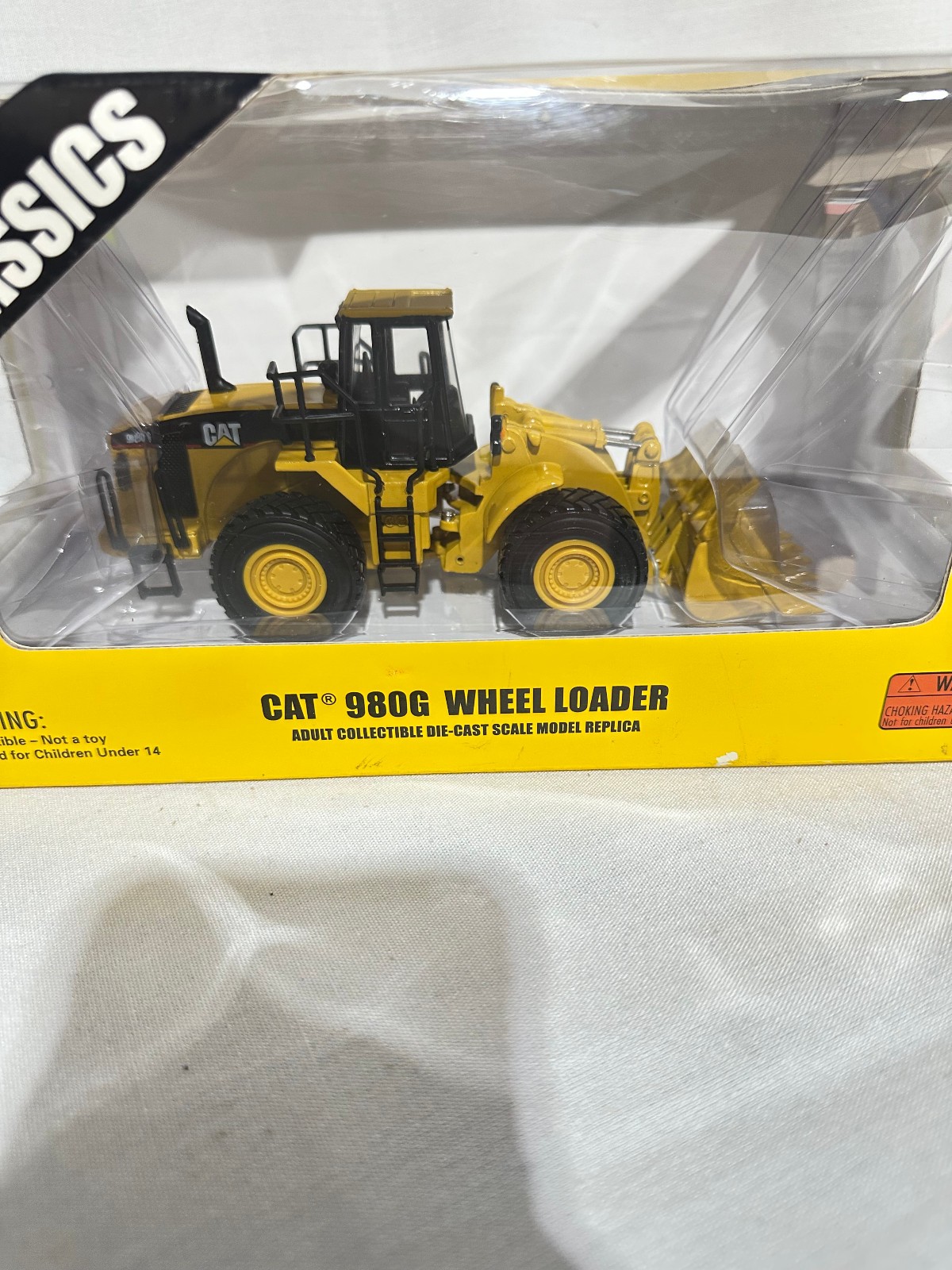Caterpillar 980G Wheel Loader Core Classics Series By Norscot 1/50th Scale