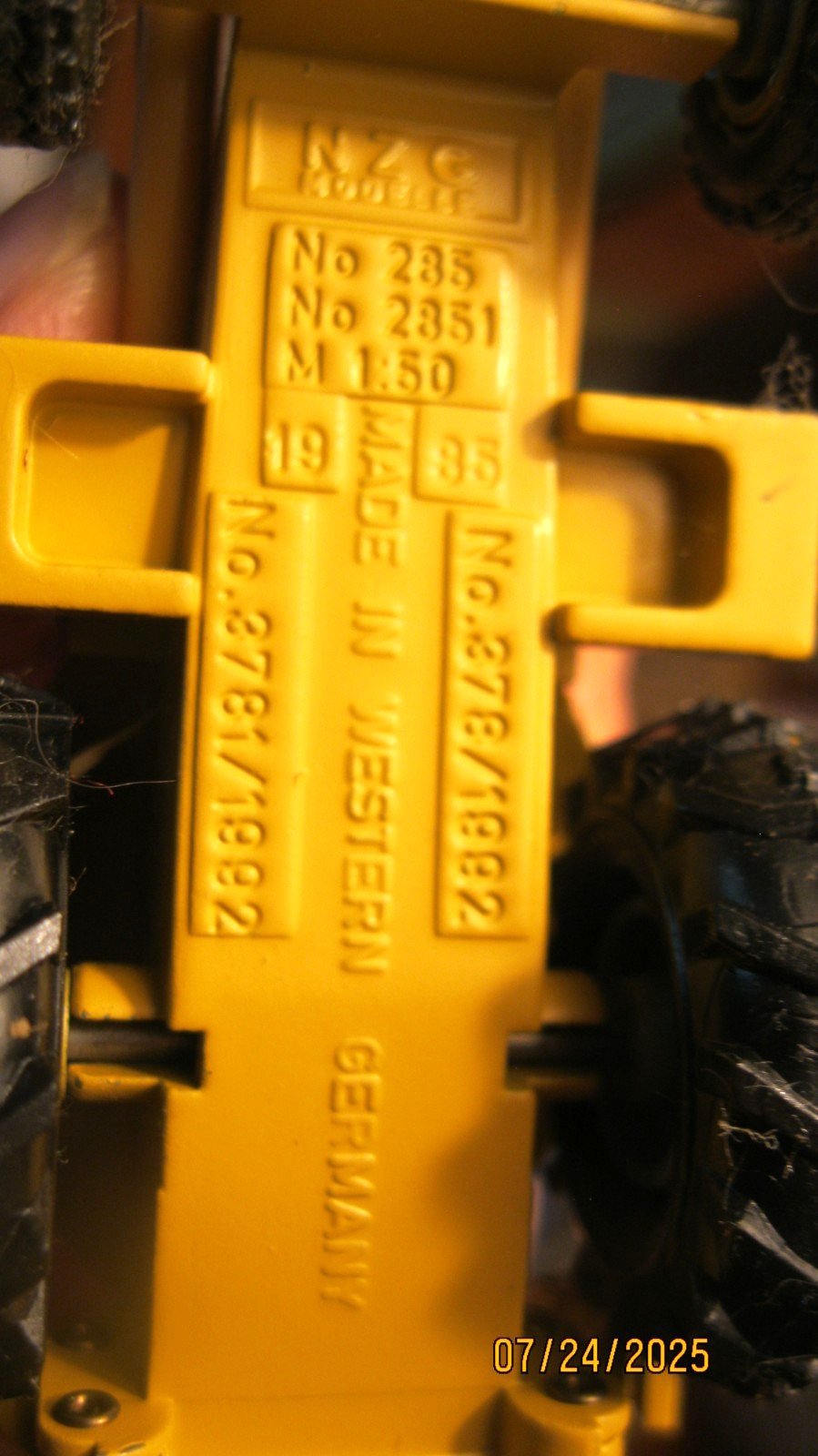 VINTAGE NZG CAT 1990 MINI 416B BACKHOE LOADER 1:50 W. GERMANY