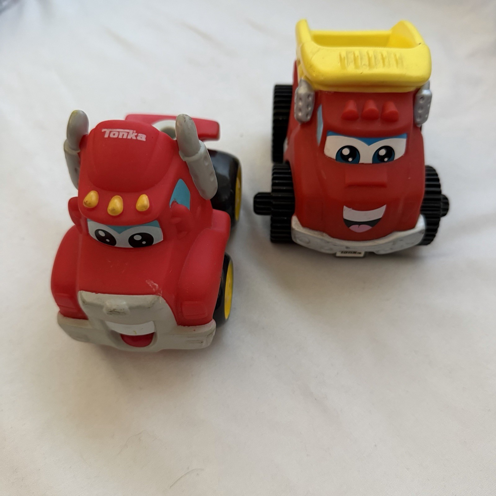 Tonka Mighty Motorized Toys Red Dump Yellow Bed Face 2006-2008 Pair