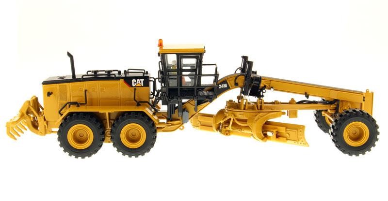 CAT Caterpillar 24M Motor Grader1:50 Scale Diecast Model Diecast Masters 85264C