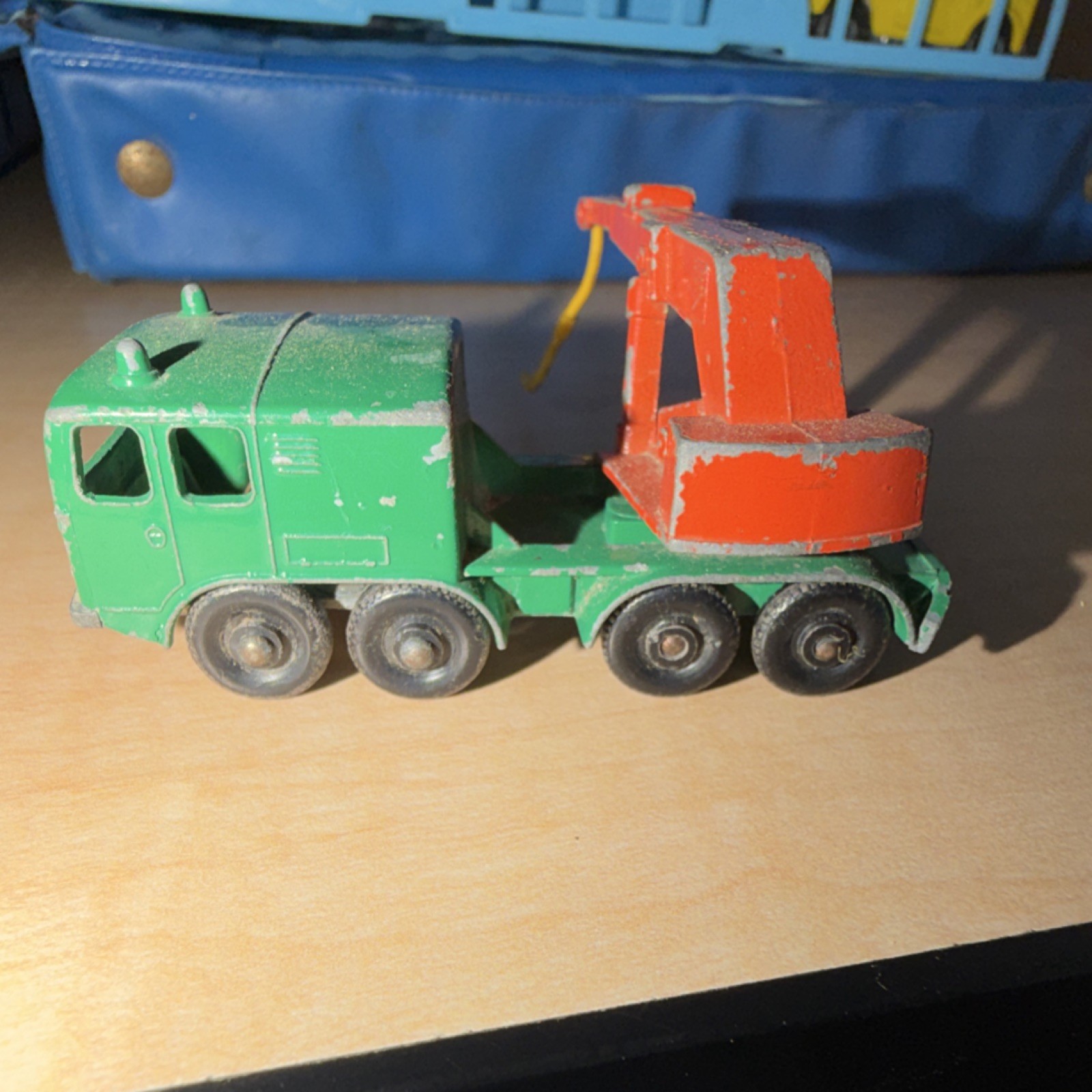 Matchbox Lesney Series 9 Wheel Crane Diecast Green Red Yellow Toy Vehicle