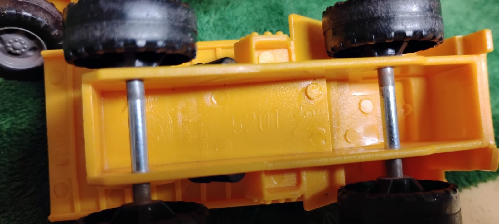 Lot of 3 /CAT Caterpillar Dump Truck Small Toy Big Builder TCY 4″ #5201 & 2 more
