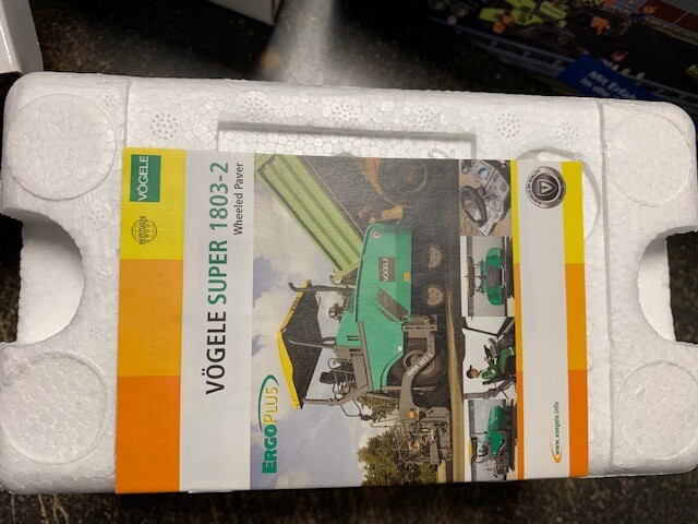 NZG 1/50 Frauenrath – Vogele Super 1803-2 Road Paver #744-01 📌Listed in USA📌