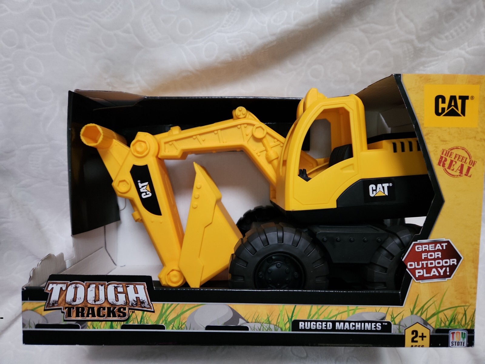 CAT Tough Trucks ◇ Rugged Machines ◇ EXCAVATOR ◇ Big 16″ Sturdy Moving Parts Toy