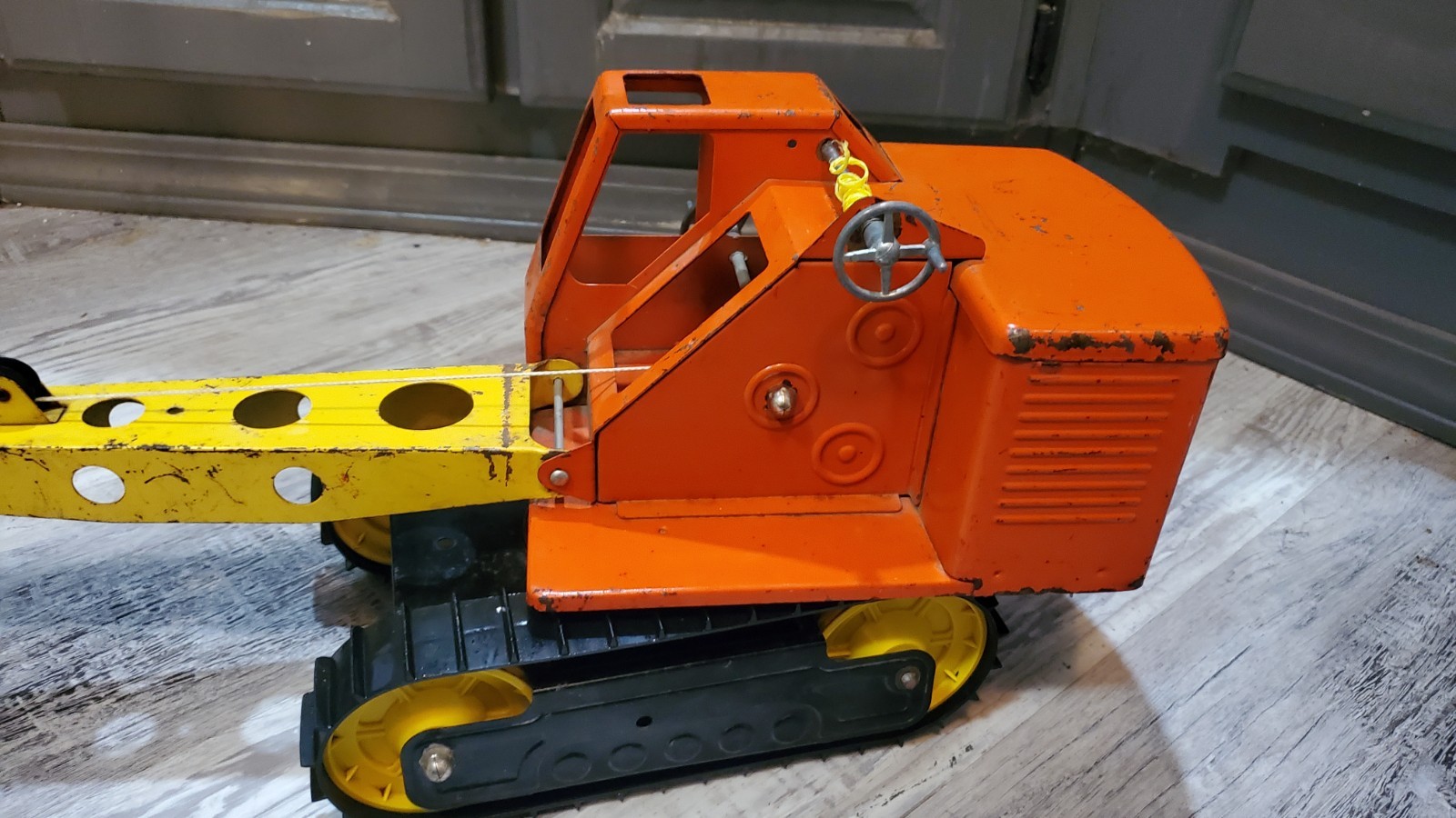T-17 Vintage 60’s Pressed Steel Nylint Big Dig Power Digger Vehicle