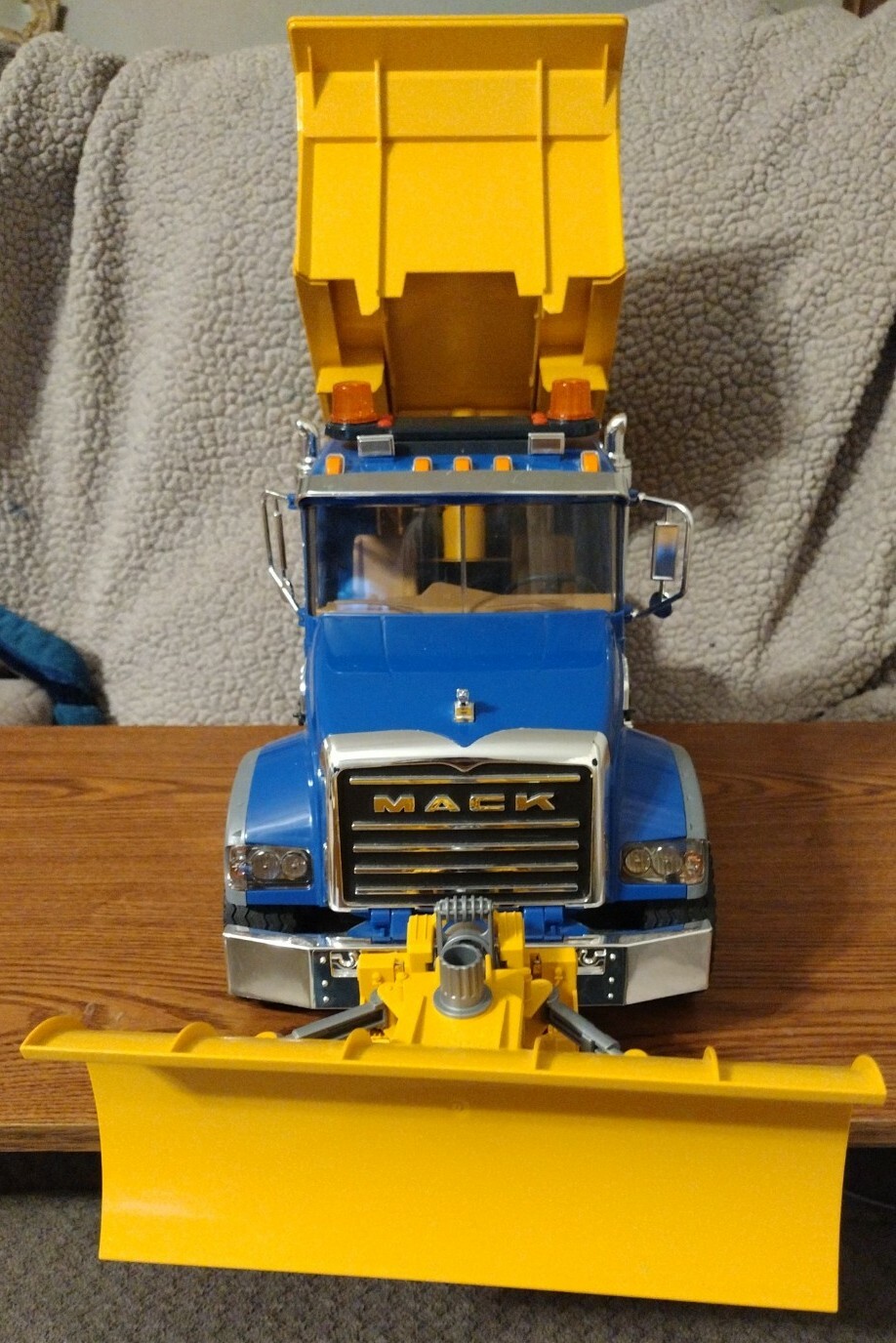 Bruder Mack Granite Dump Truck With Plow Tested Works 2007 Germany