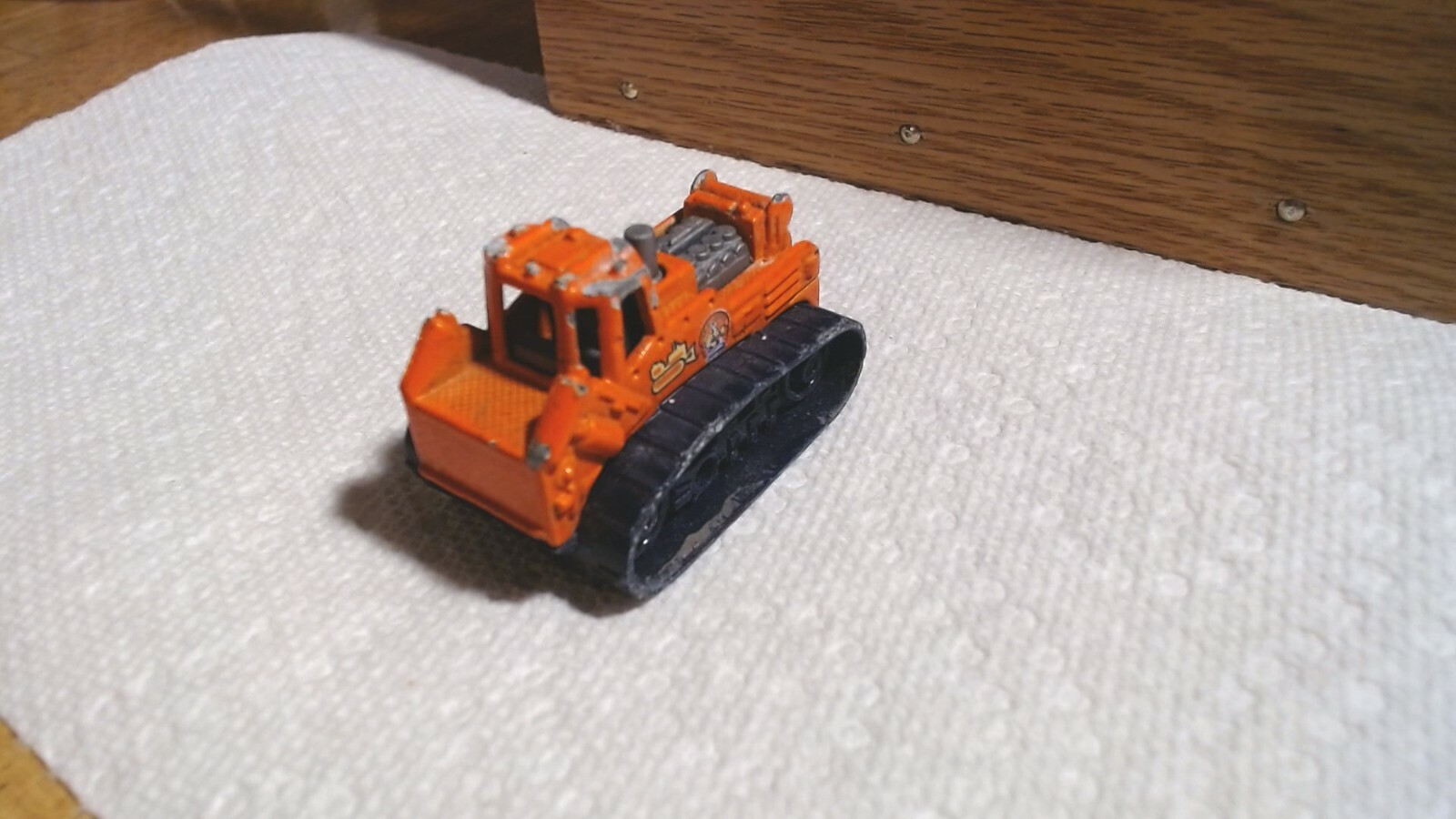 2000 Matchbox Bulldozer Orange Hero City China