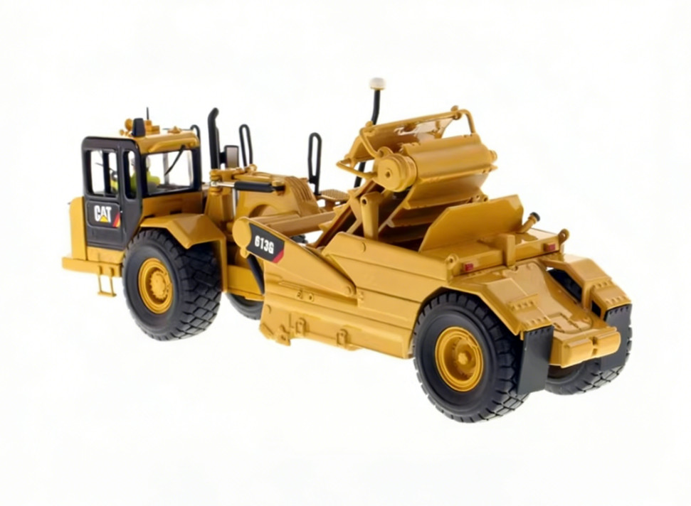 1:50 DM CAT613G Wheel Tractor Scraper Construct Equipment Machine Diecast Model
