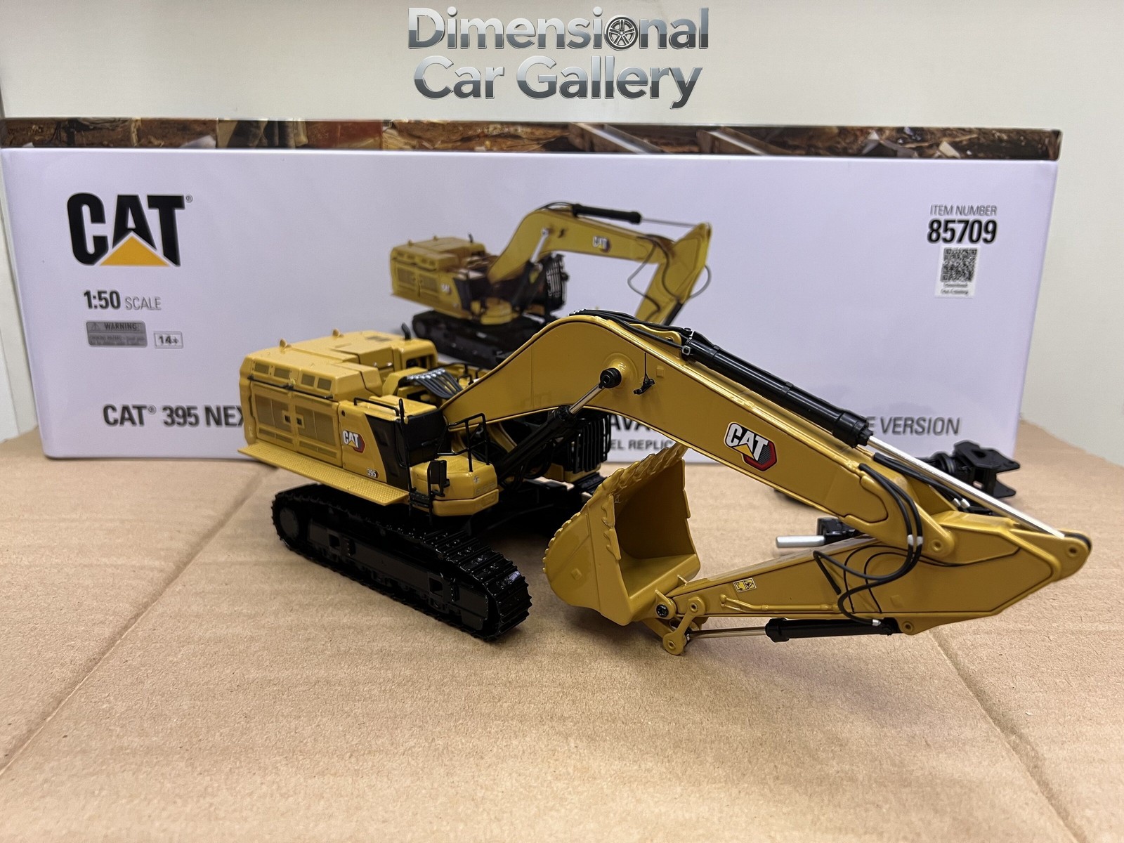 DM 1:50 CAT 395 NEXT Excavator Crushing Hammer Demolition Pliers Model 85709