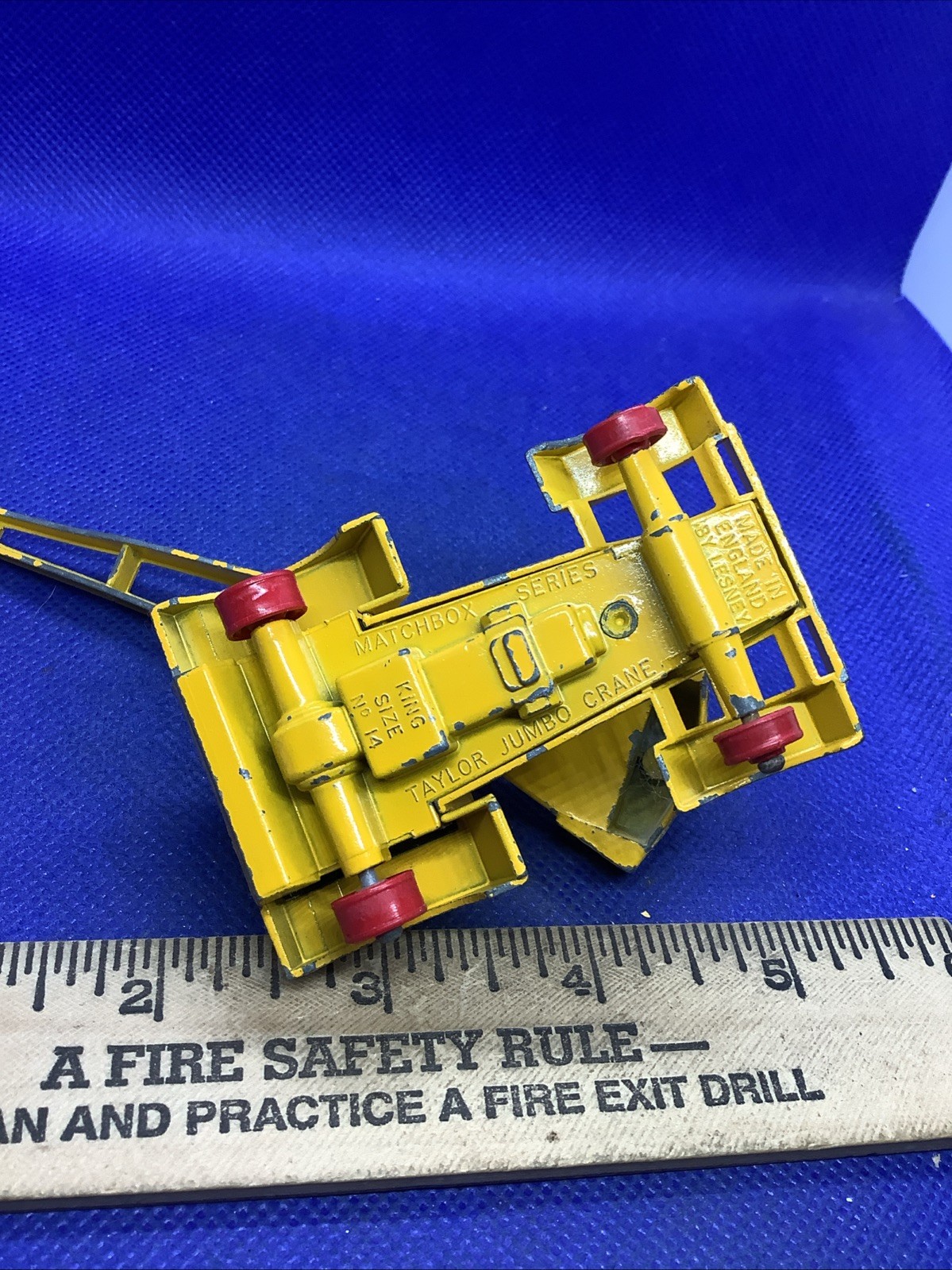 MATCHBOX TAYLOR JUMBO CRANE #14, Needs Tires