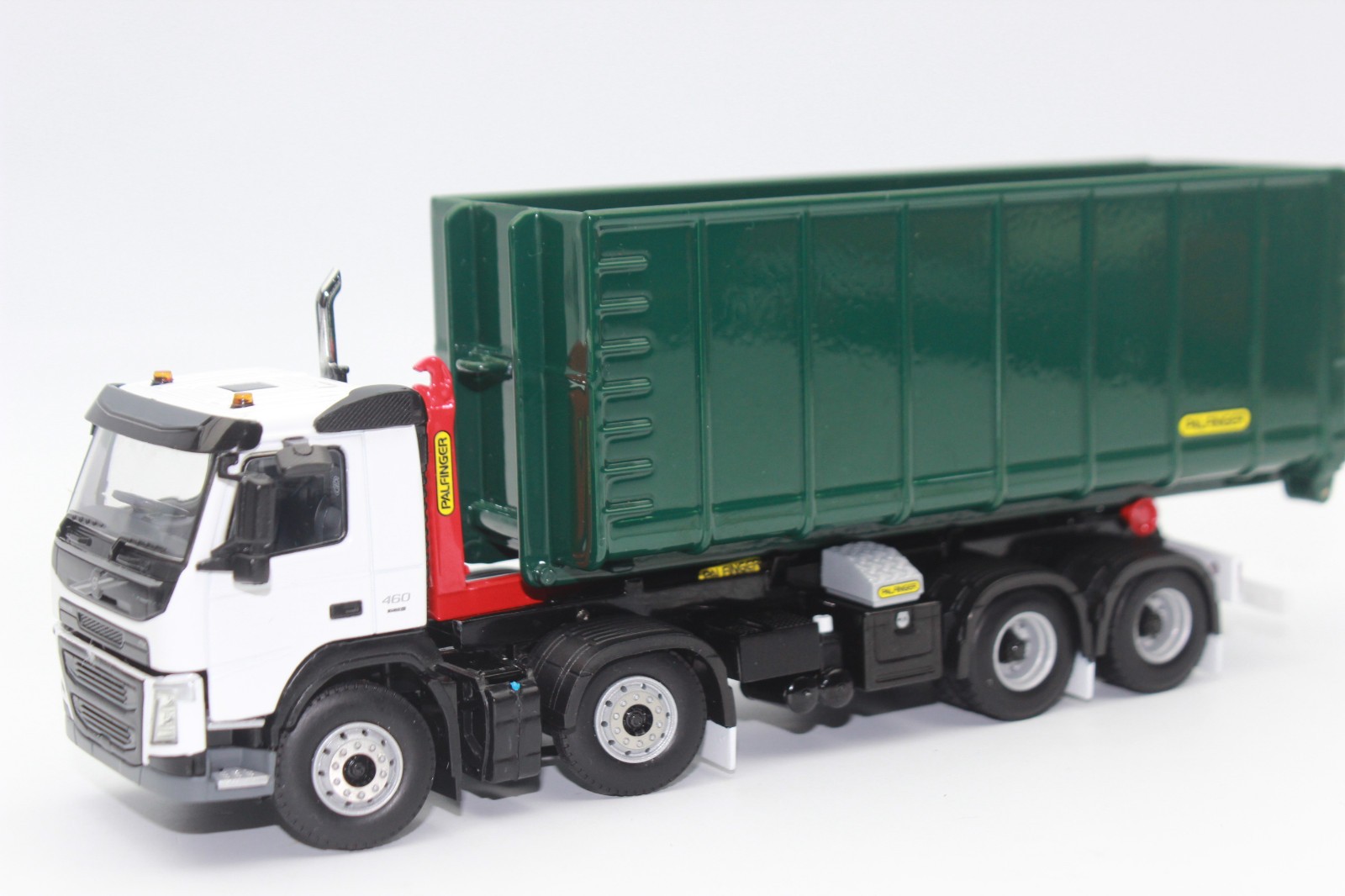 WSI 02-2428 Volvo FM4 8×4 Day Cab Lkw Abroller With Container 1:50 New Palfinger
