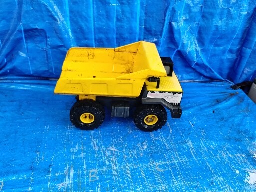 VINTAGE: 1999 TONKA #354 LARGE DUMP TRUCK ~~ HASBRO INC.