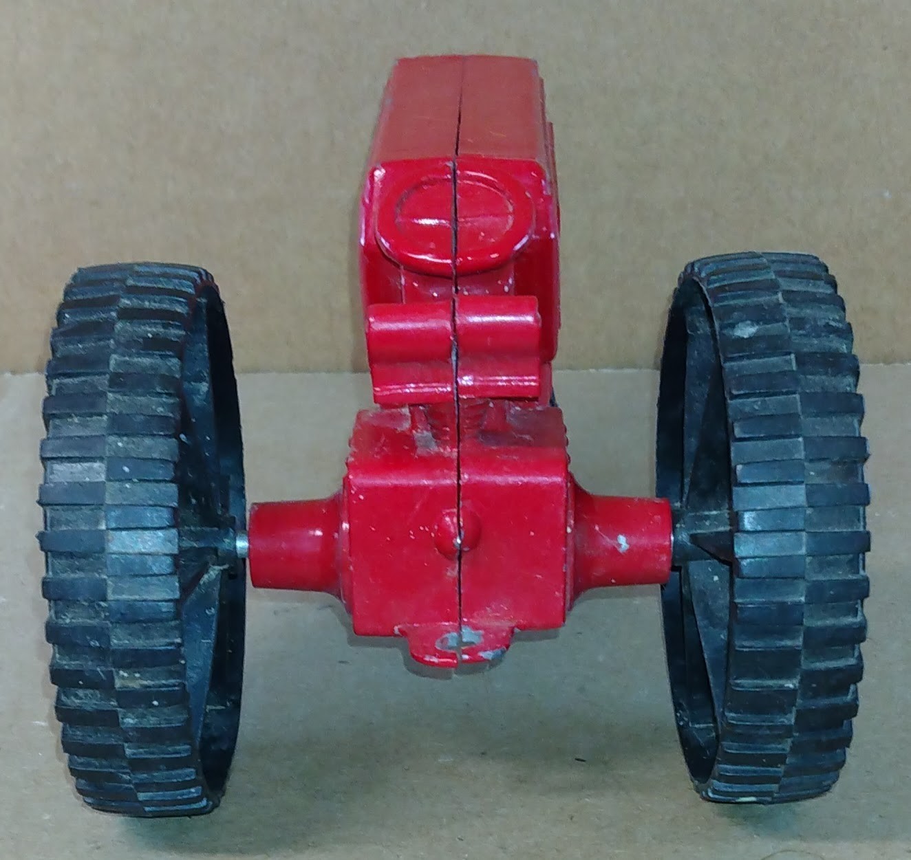 7″ Diecast Aluminum Red Tractor No. A9897 SLIK TOY by Armor Industries