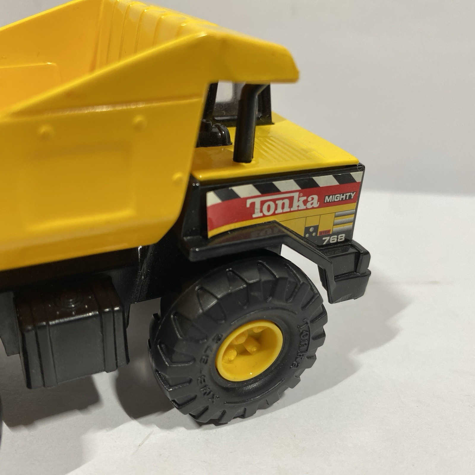 Vintage 1998 Hasbro Maisto Tonka Mini Mighty Dump Truck 768 As Is