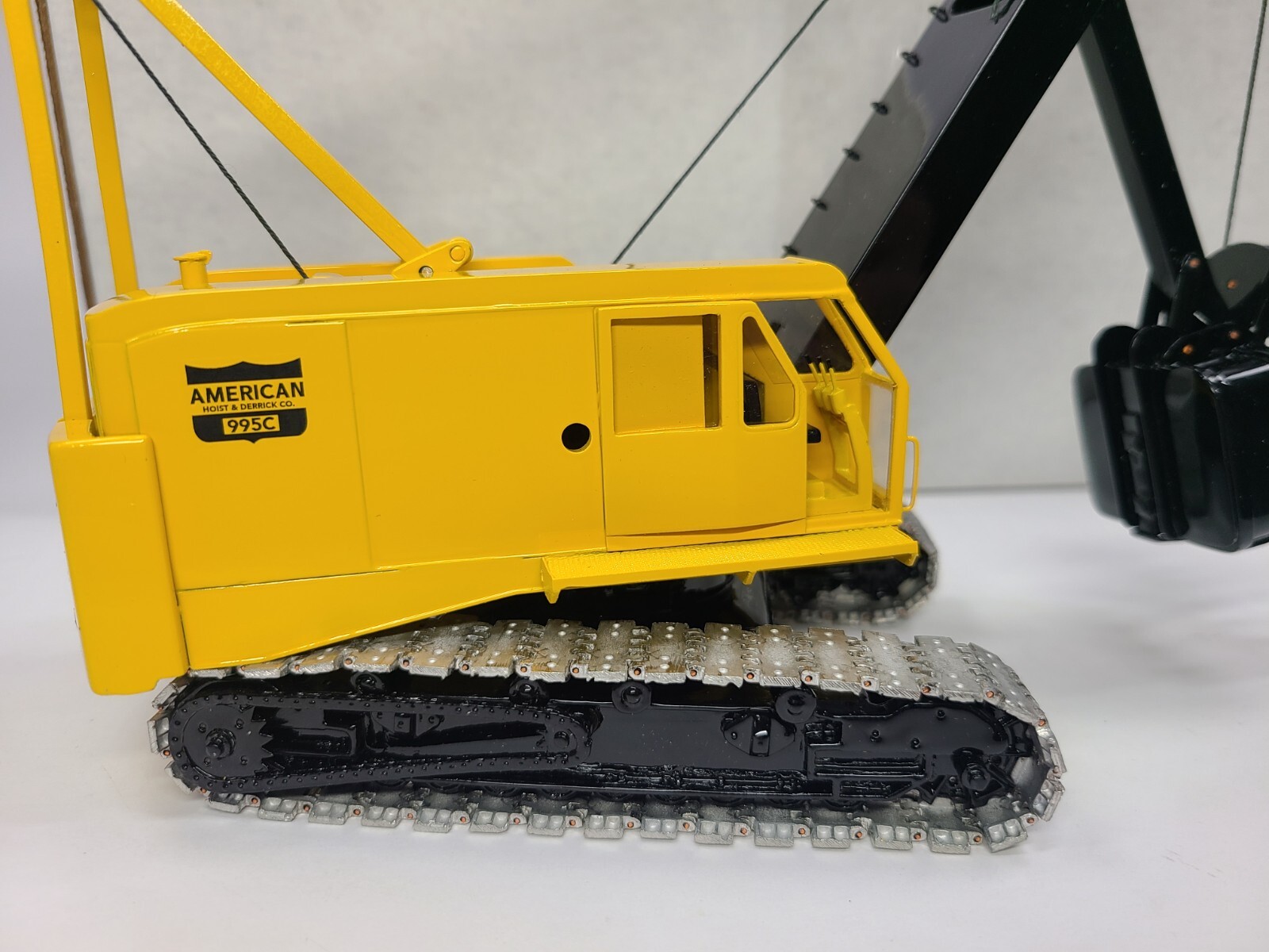 American 995C Cable Shovel – EMD 1:50 Scale Metal/Resin Model #N133 New