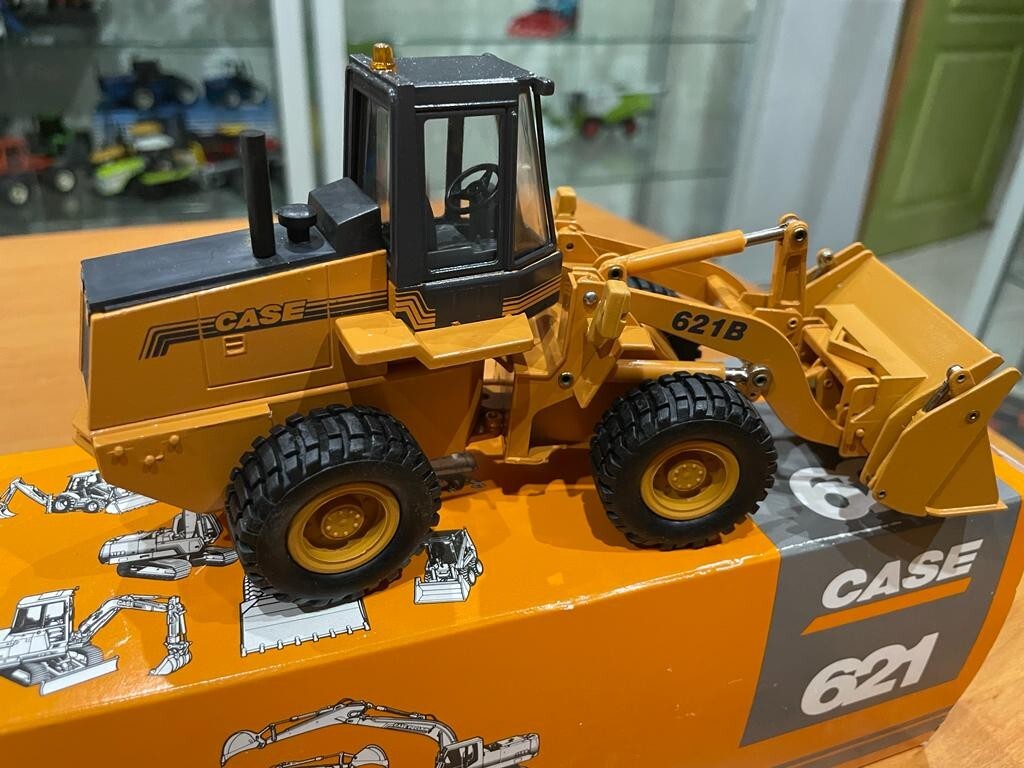Conrad Case 621 + Accessories