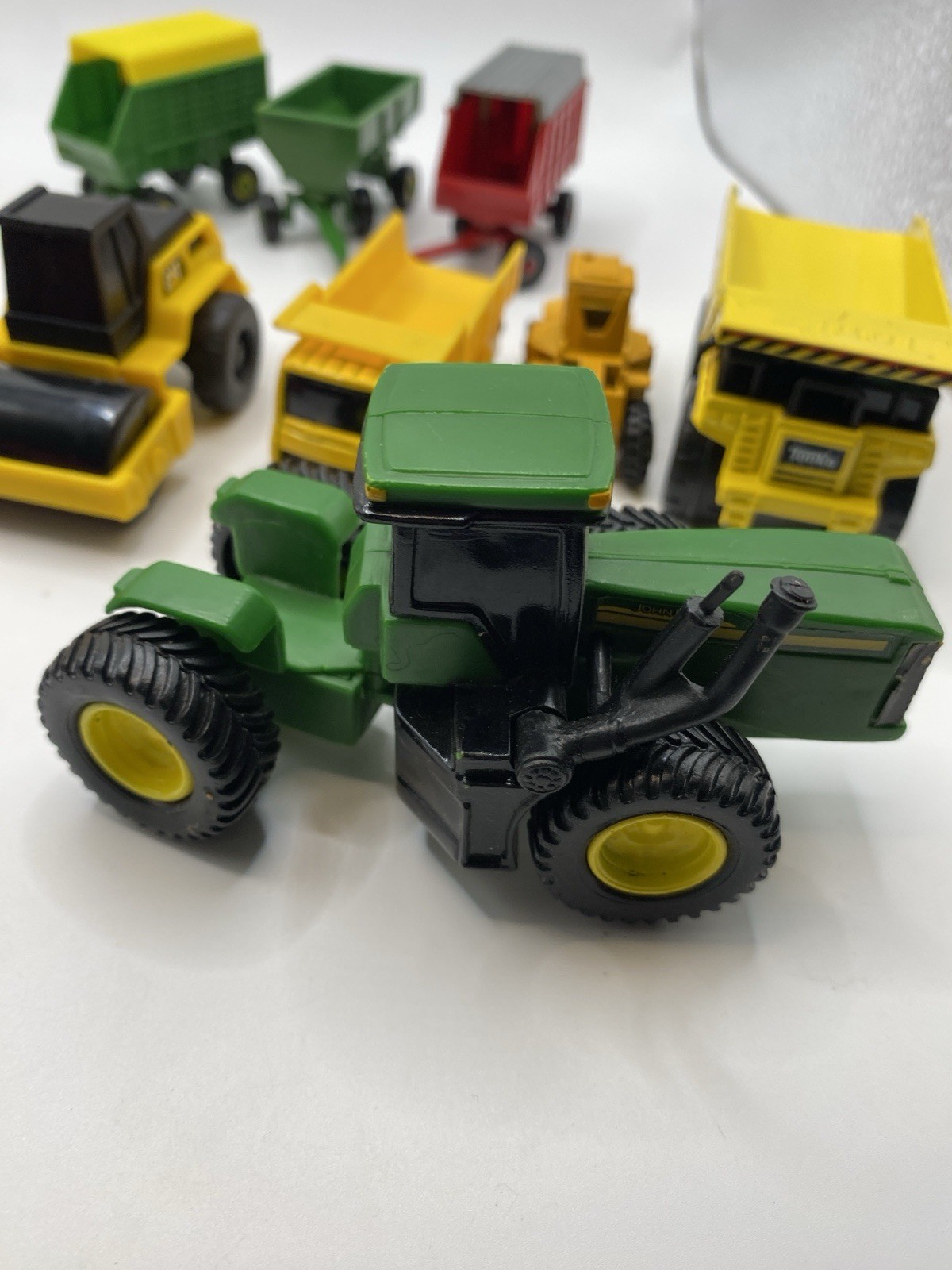 Lot of Construction & Farm Toys Tonka Ertl Etc Plastic & Diecast