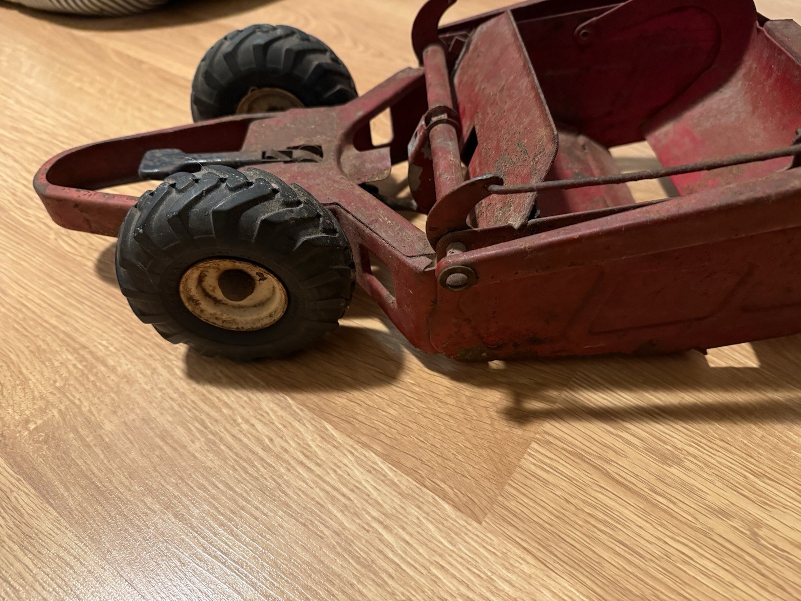 Vintage 1950s Doepke Model Toys 29″ Heiliner Earth Mover Road Grader Scraper