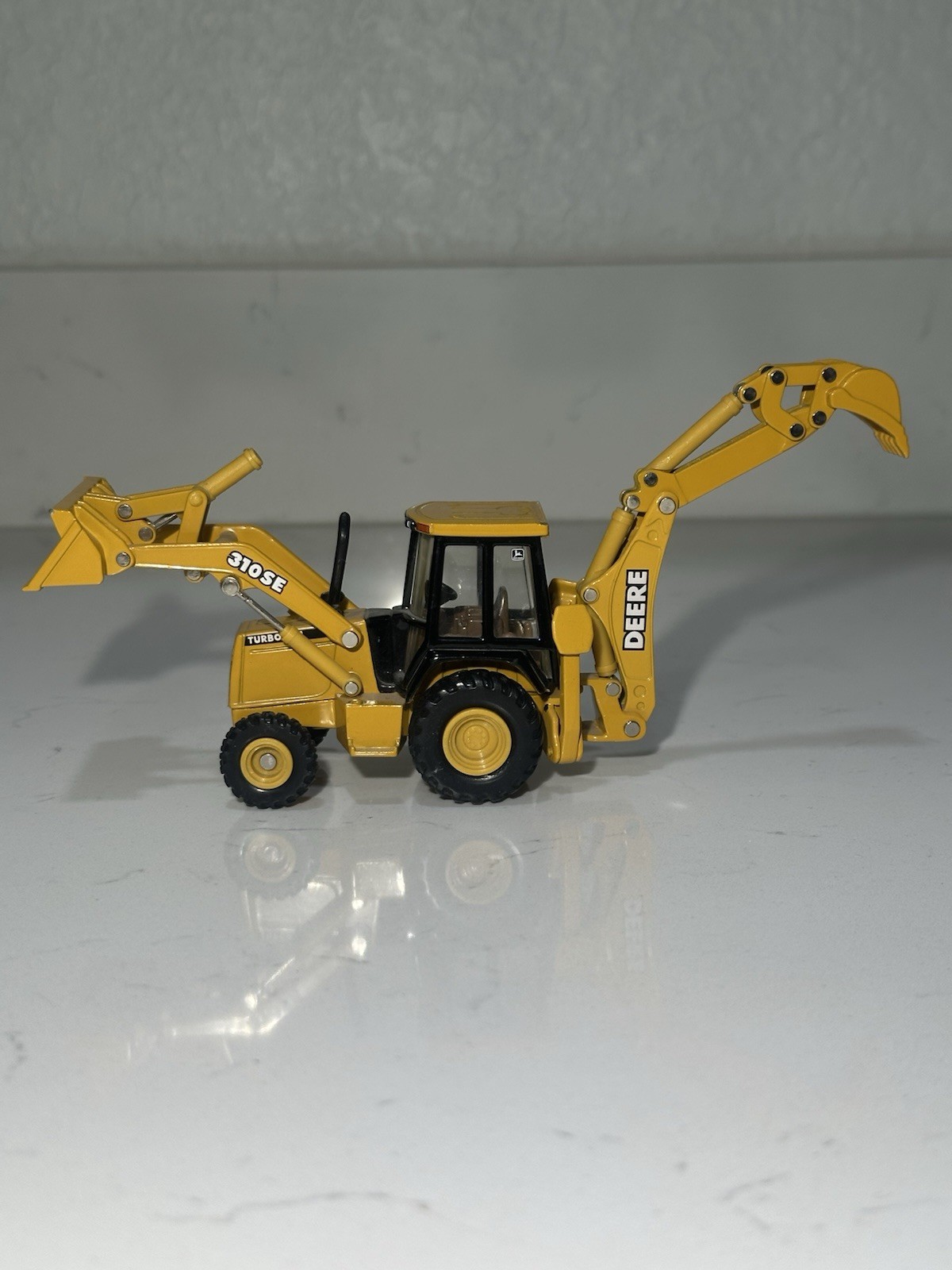 Ertl John Deere 310SE Turbo 4×4 Loader Diecast Model 1969F