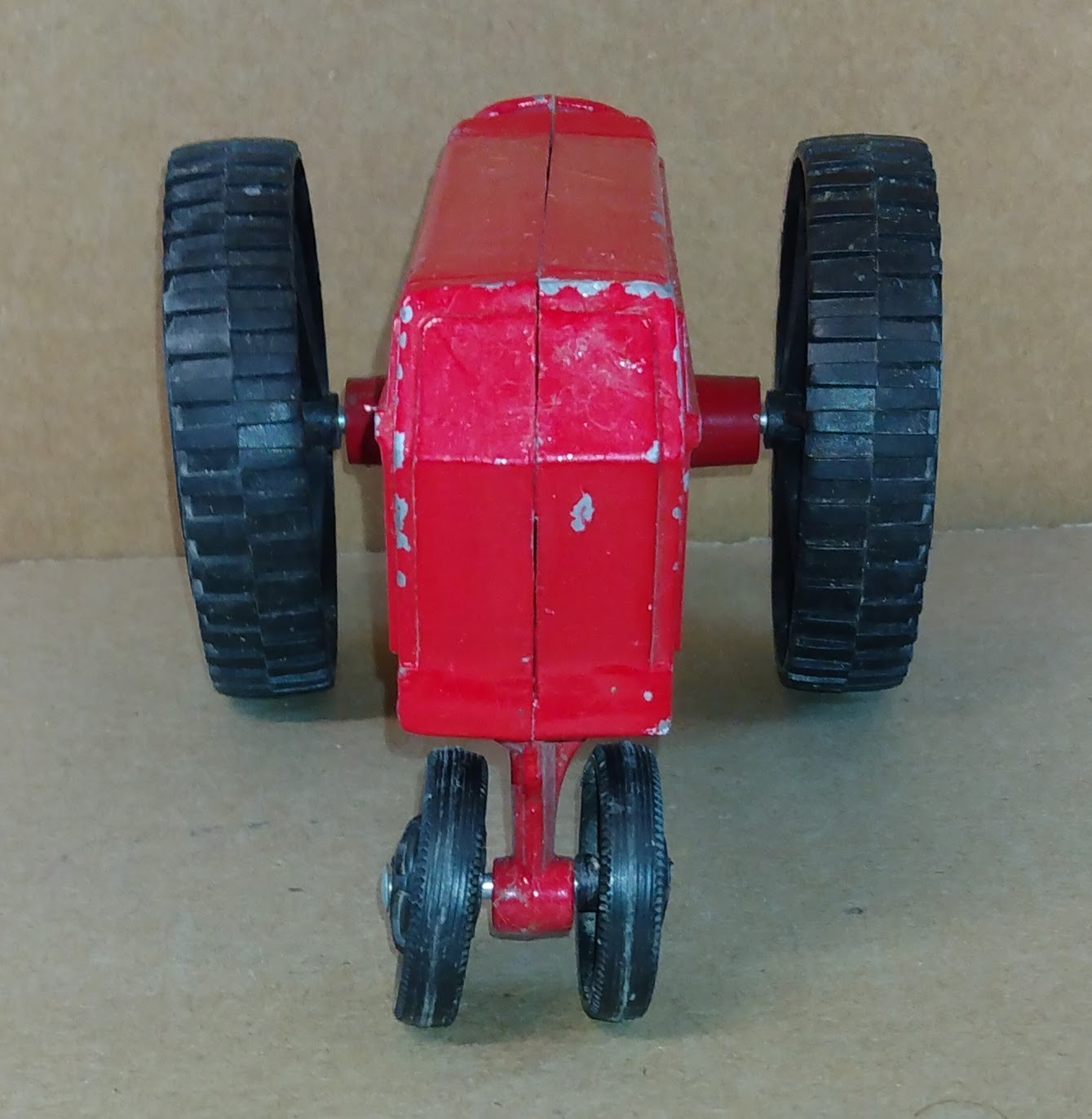 7″ Diecast Aluminum Red Tractor No. A9897 SLIK TOY by Armor Industries