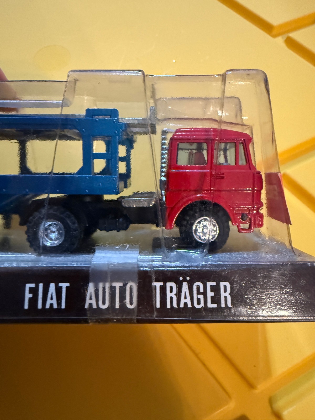 SHINSEI MINI POWER #4636 FIAT CAB & AUTO TRANSPORT TRAILER