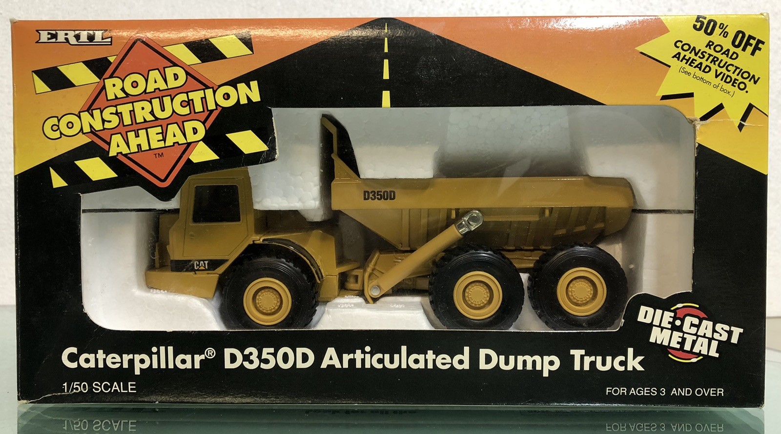 ERTL 2431 CAT D350D Articulated Dump Truck 1:50 Scale Diecast