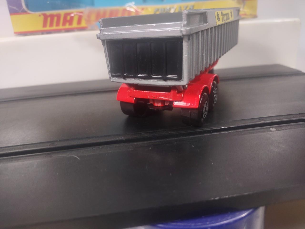 Lesney Matchbox Super Kings K-18 Articulated Tipper Tarmac wBox Superfast Wheels