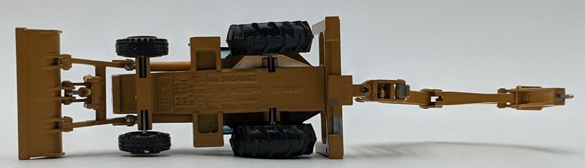NZG 378/1 1:50 Caterpillar 428 Backhoe W/Hammer/Box