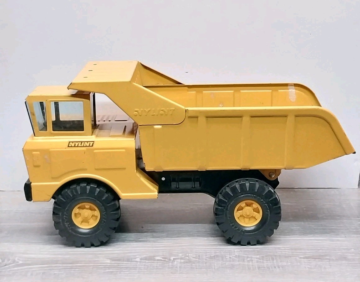 Nylint Big Haul Dump Truck 1960s Yellow Metal 17″ Vintage