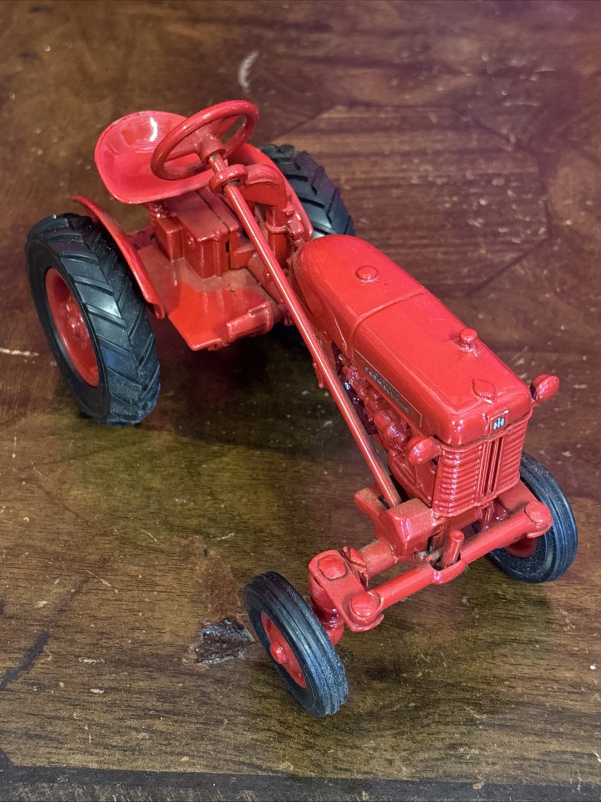 Ertl #689-8916 McCormick Farmall Cub Tractor Diecast 1:16 1994 Vintage
